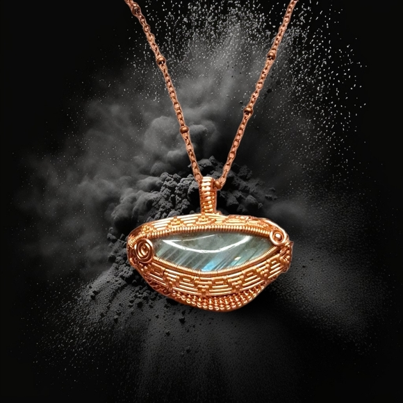 Artisan Jewelry - Labradorite Eye Copper Wire Weave Pendant